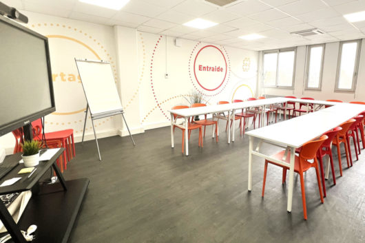 Salle de réunion bien équipée : la checklist complète