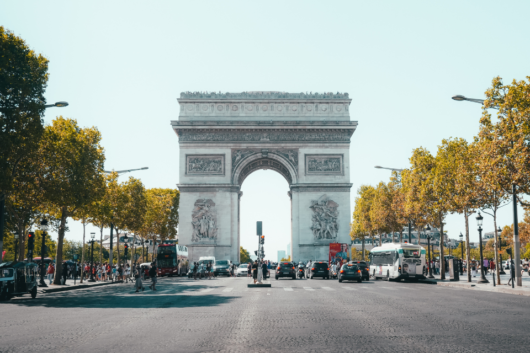 Pourquoi louer un bureau dans le 8ème arrondissement de Paris